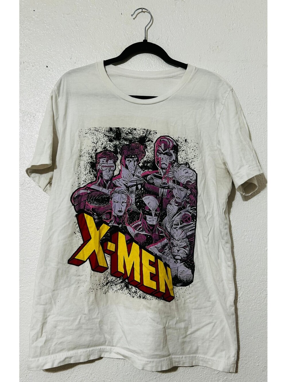 Marvel X-Men Graphic Tee White Wolverine Gambit Rogue Cyclops Magneto Comic Art